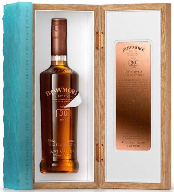 Bowmore 30 Wooden Box Open RD5 RGB300